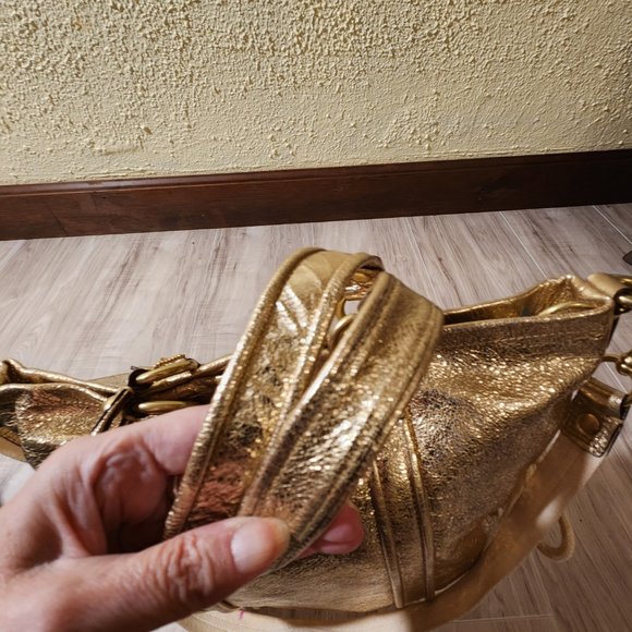 Coach Gold Shoulder Bag - Picture 4 of 15